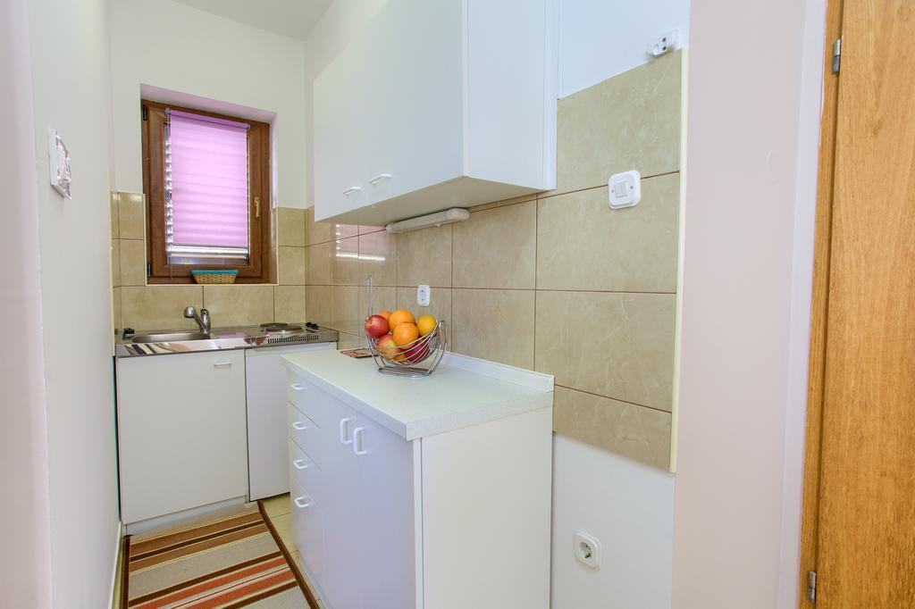 Nadija Studio Apartmani 克尔克 外观 照片